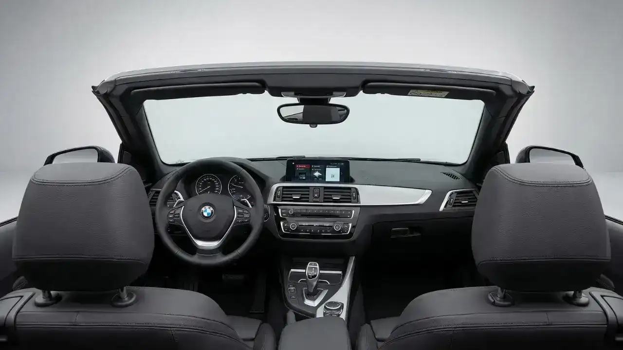 BMW 218 cabrio iç mekan görünümü