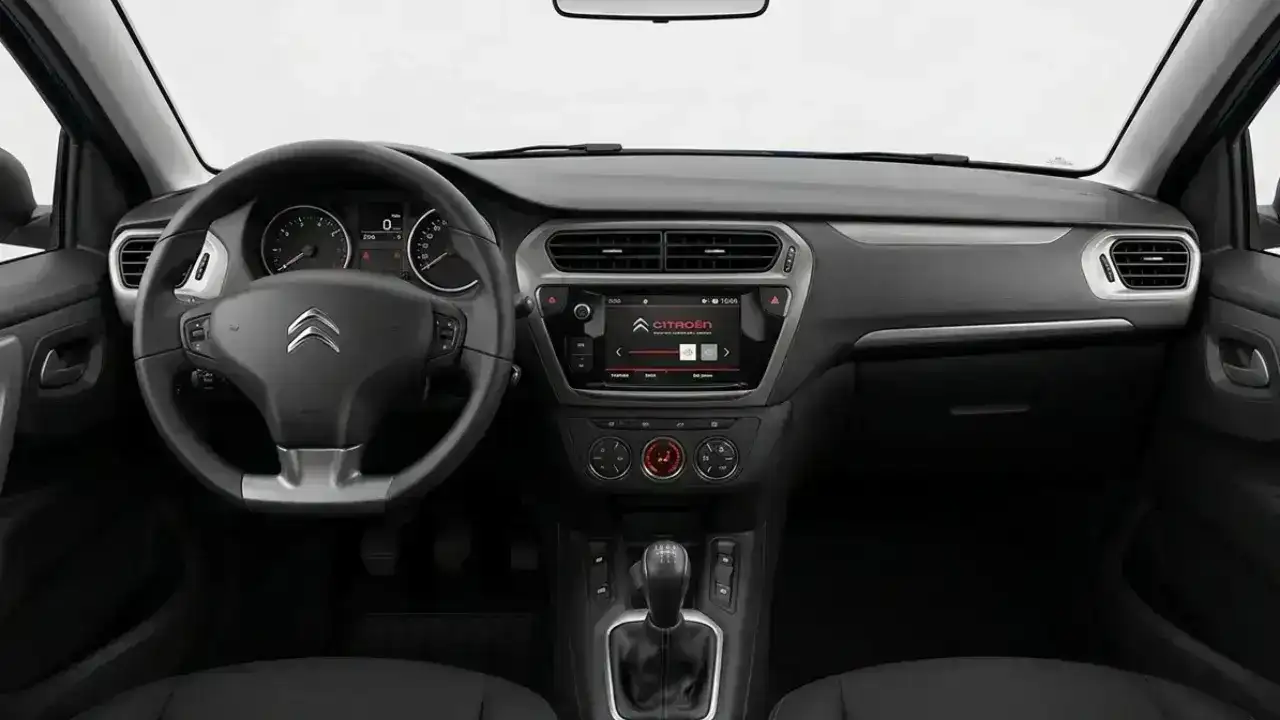 Citroen C-Elysee iç mekan