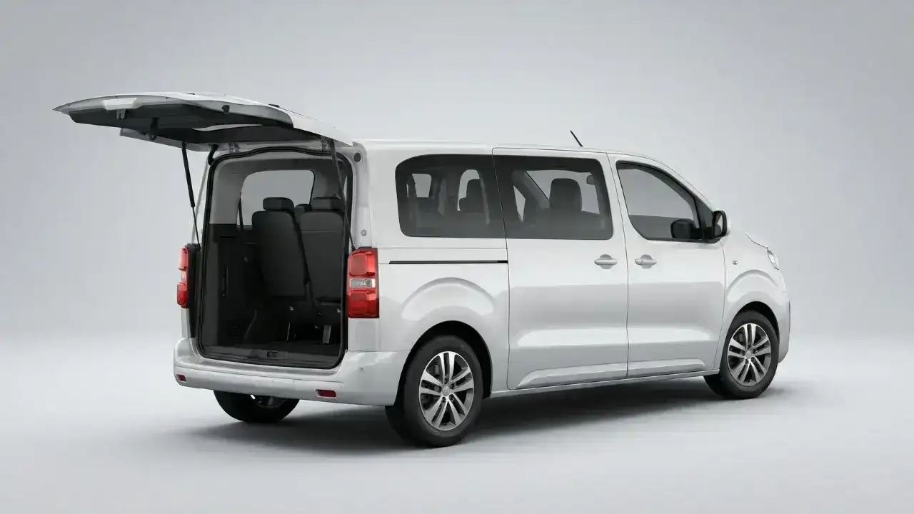 Peugeot Expert Traveller (8+1) Otomatik Minibüs